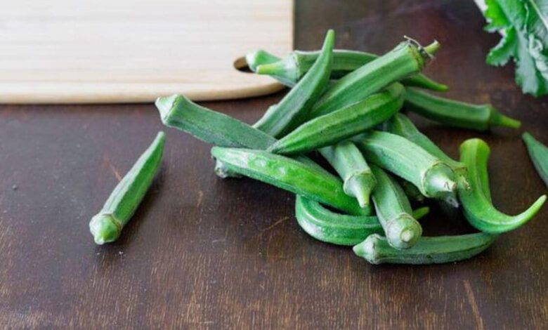 okra water, okra water benefits, benefits of okra water to ladies, adding okra drinking water